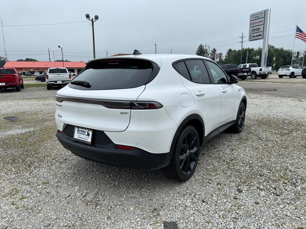 New 2025 Dodge Hornet GT w/ Track Pack image 6