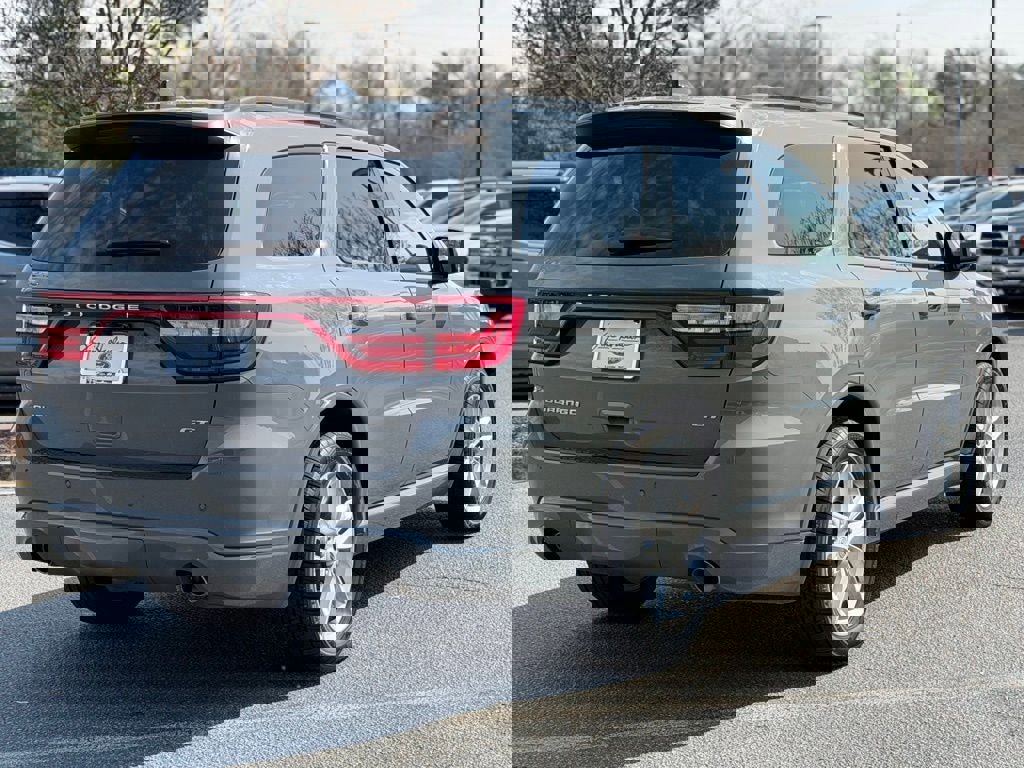 Used 2024 Dodge Durango GT image 9
