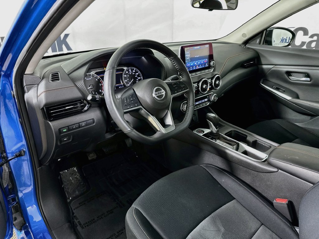 Used 2023 Nissan Sentra SR w/ Trunk Package FWD image 10
