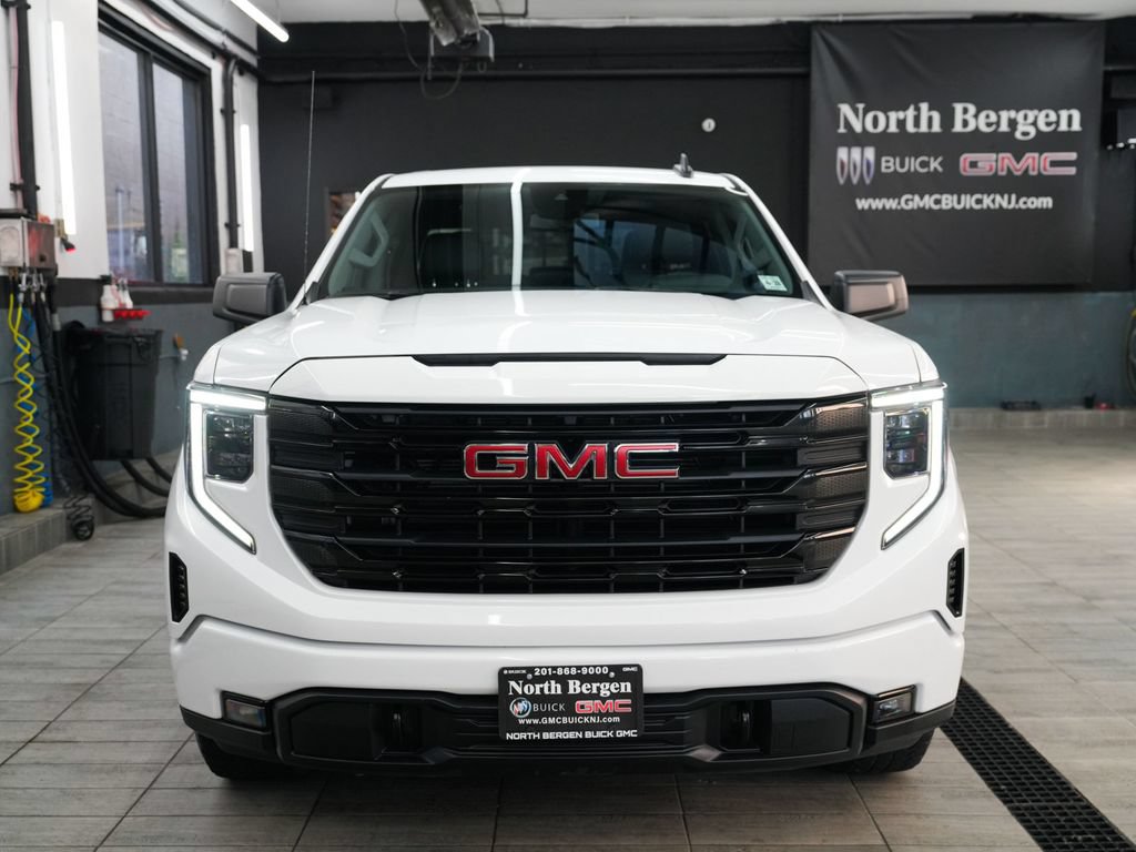 Used 2023 GMC Sierra 1500 Elevation w/ Preferred Package AWD/4WD image 2
