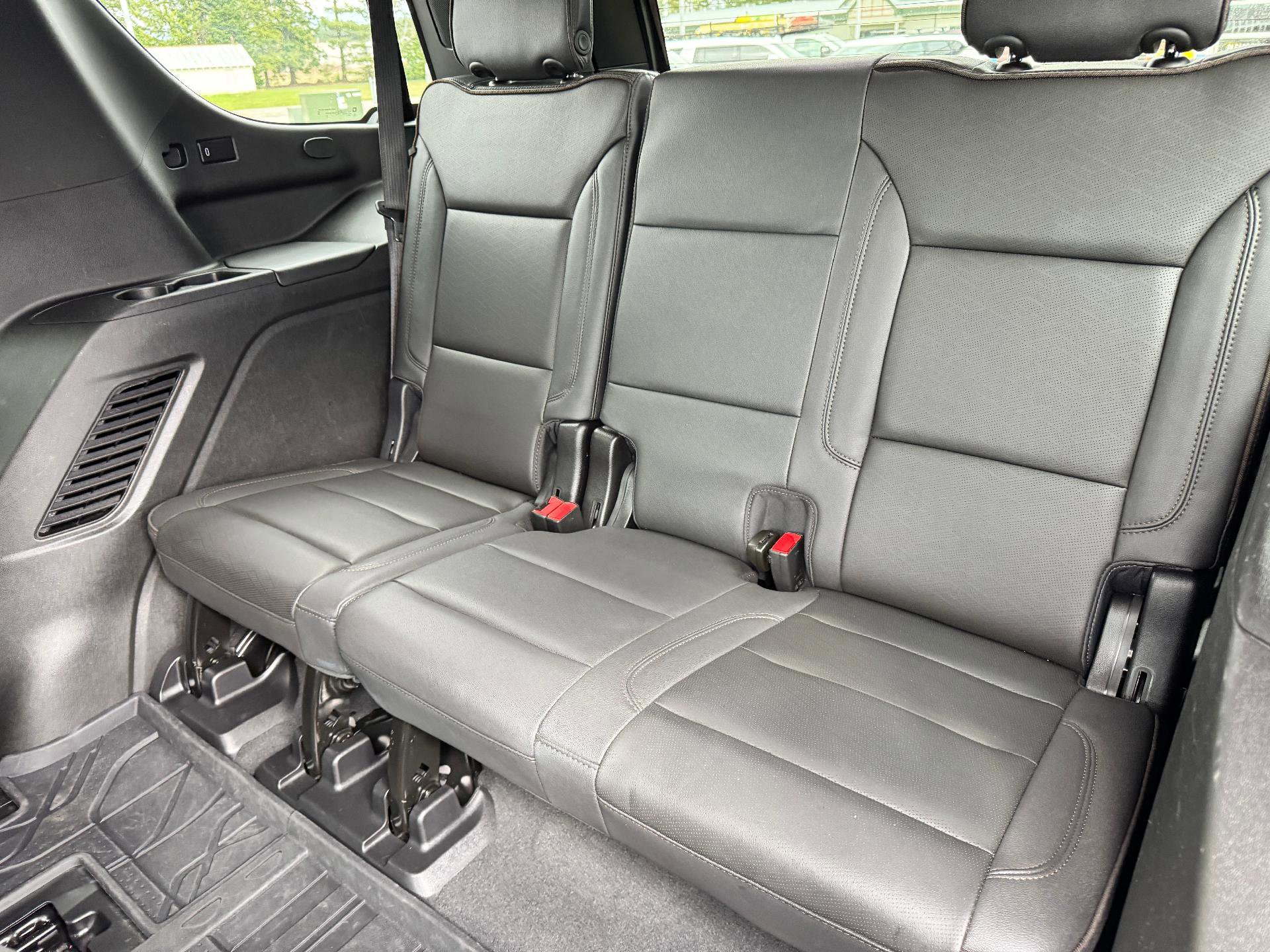 Used 2024 Chevrolet Tahoe High Country image 18