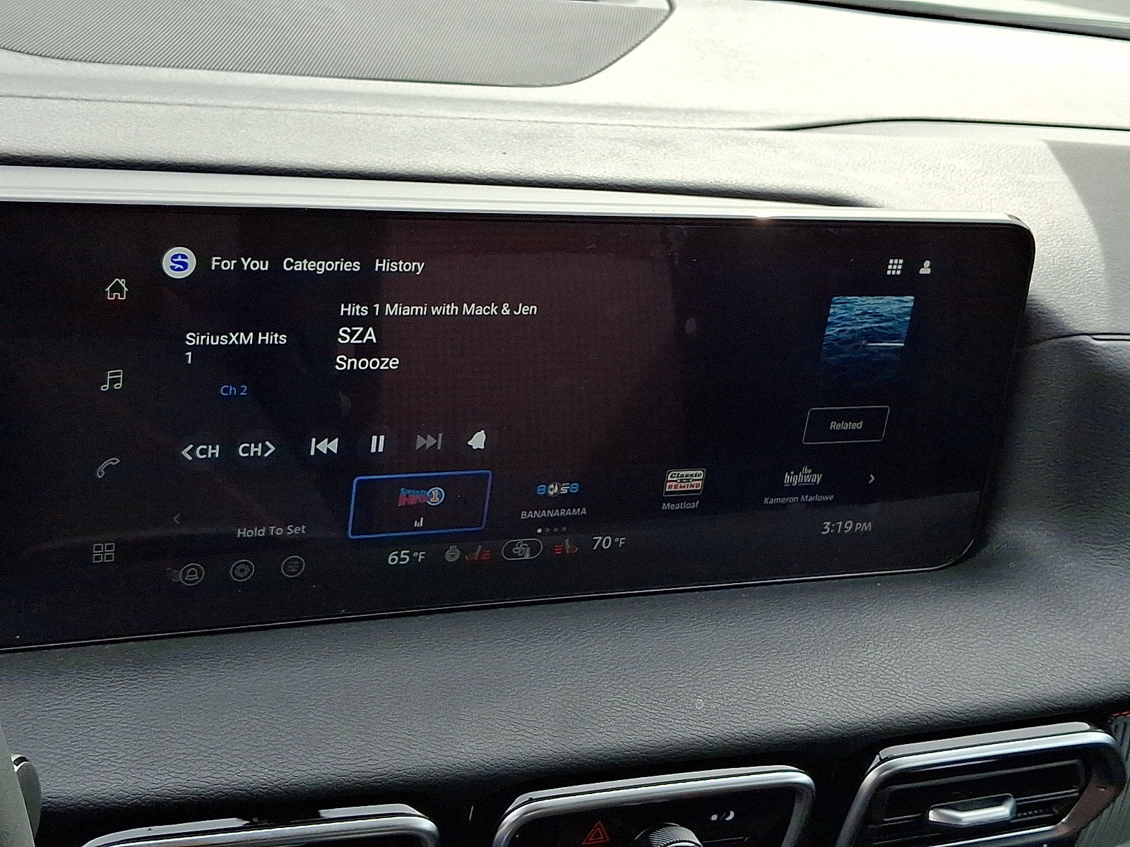 New 2027 Nissan Sentra SR w/ SR All Weather Package FWD image 14