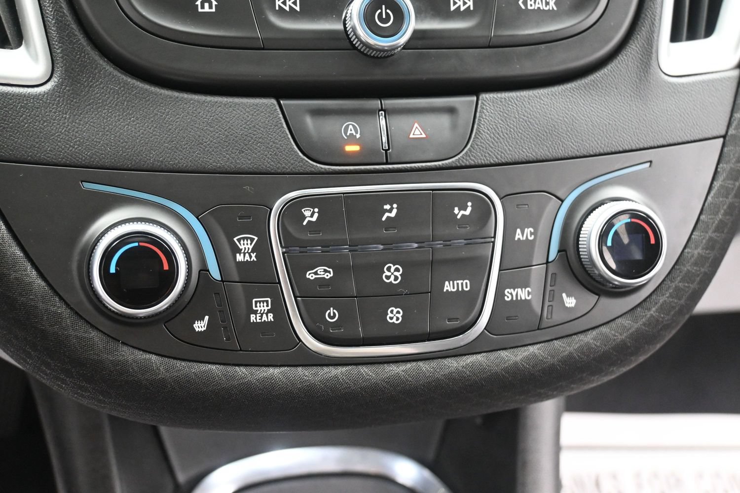 Used 2022 Chevrolet Malibu LT w/ Redline Edition FWD image 29