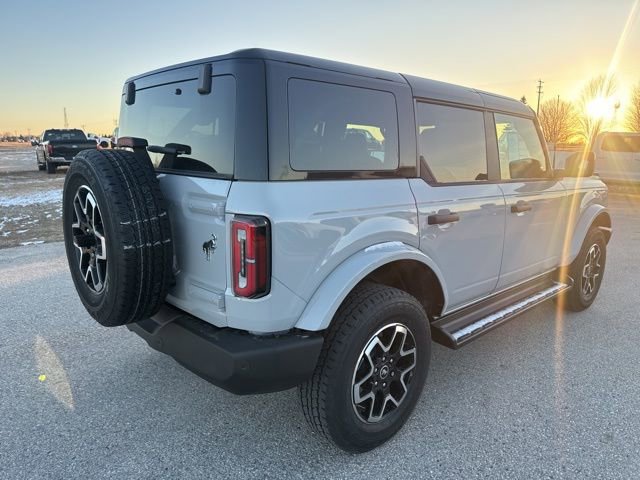New 2026 Ford Bronco Outer Banks AWD/4WD image 3