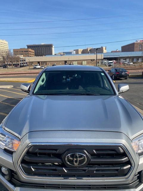 Used 2019 Toyota Tacoma SR5 image 2