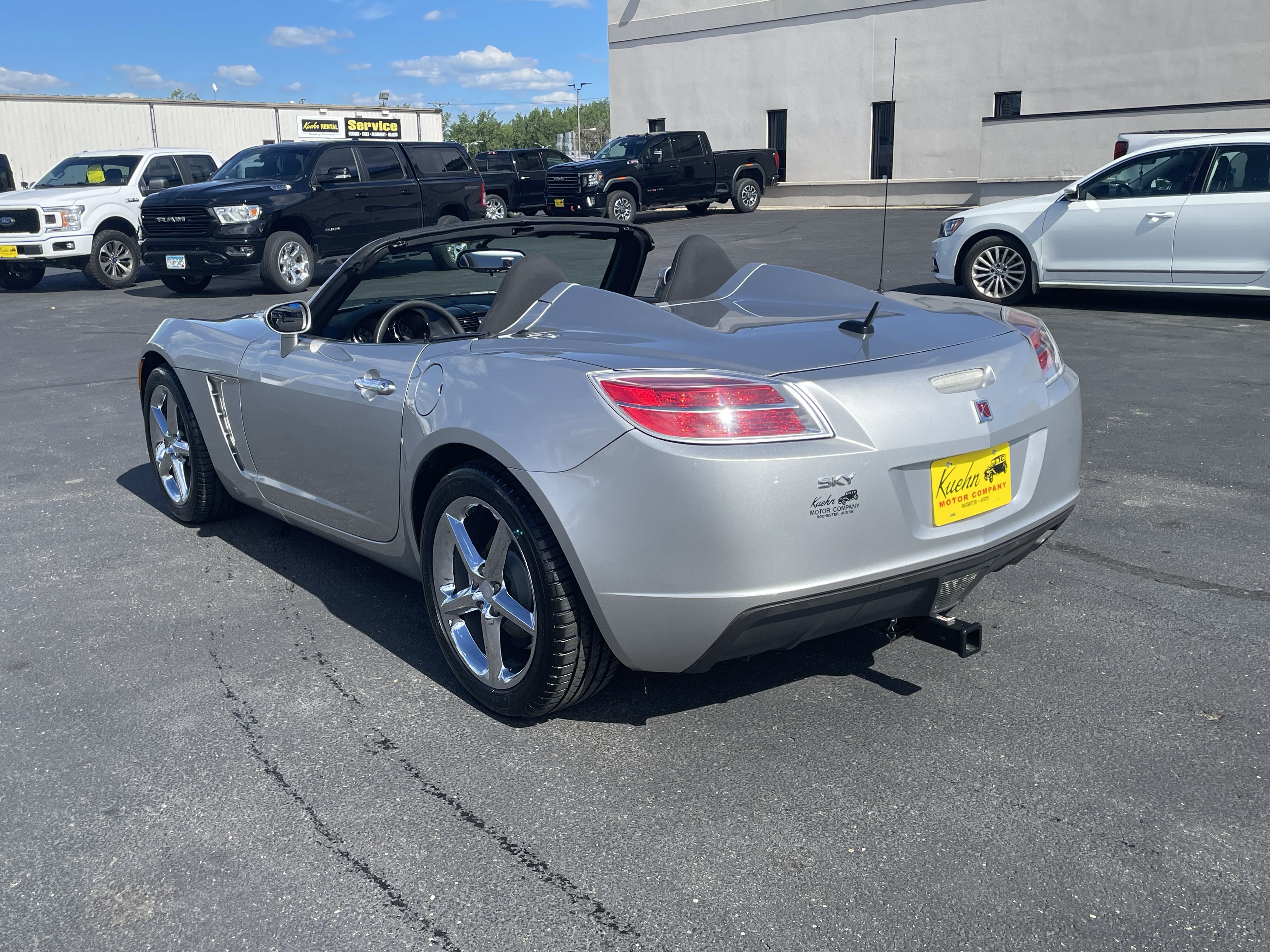 Used 2007 Saturn Sky RWD image 6