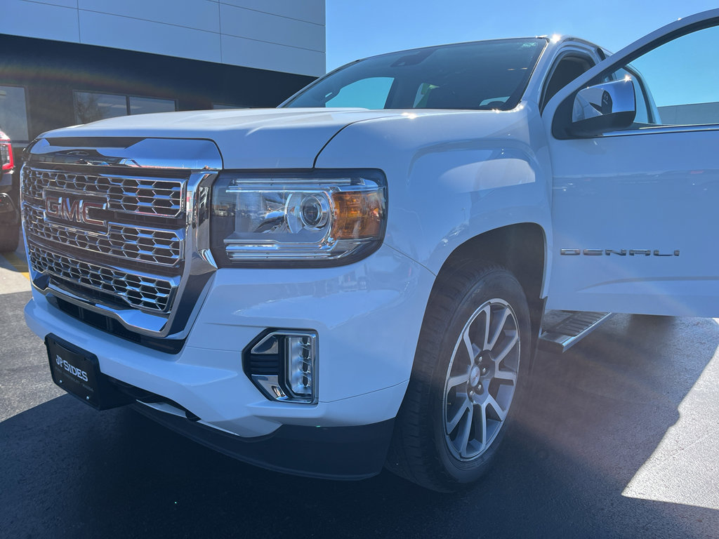 Used 2022 GMC Canyon Denali image 44