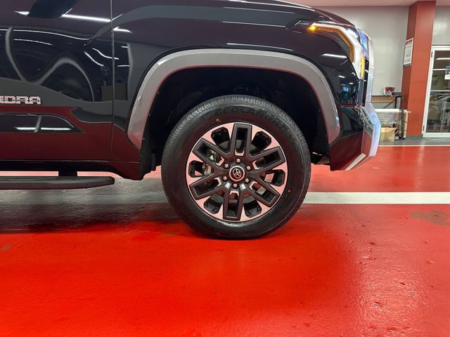 Used 2023 Toyota Tundra Limited AWD/4WD image 31