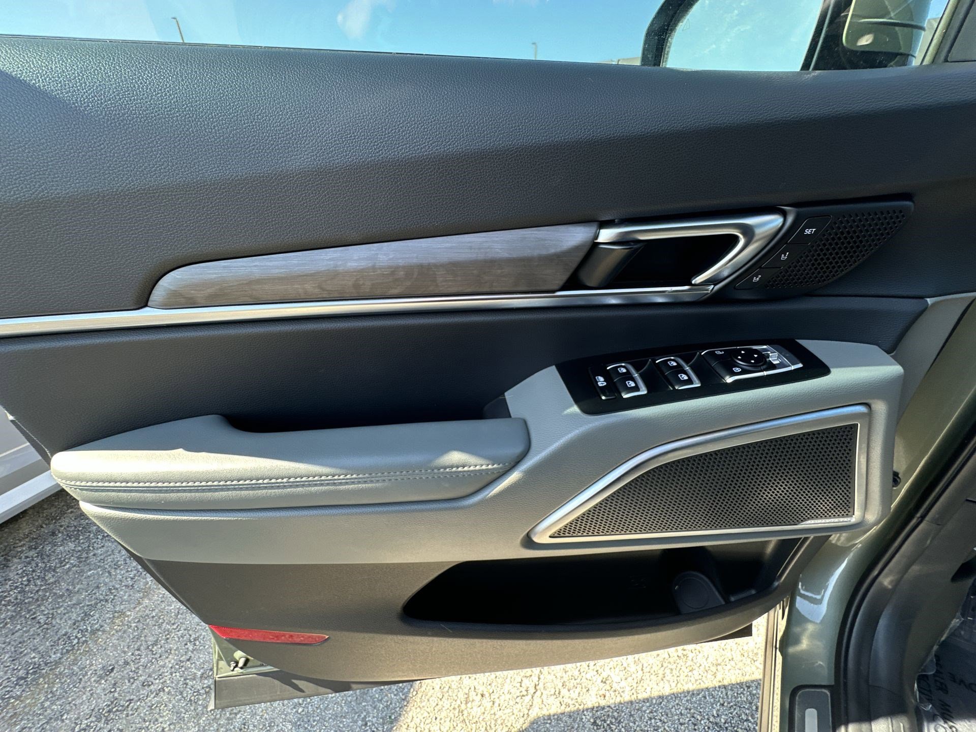 Certified 2024 Kia Telluride SX Prestige X-Line image 32