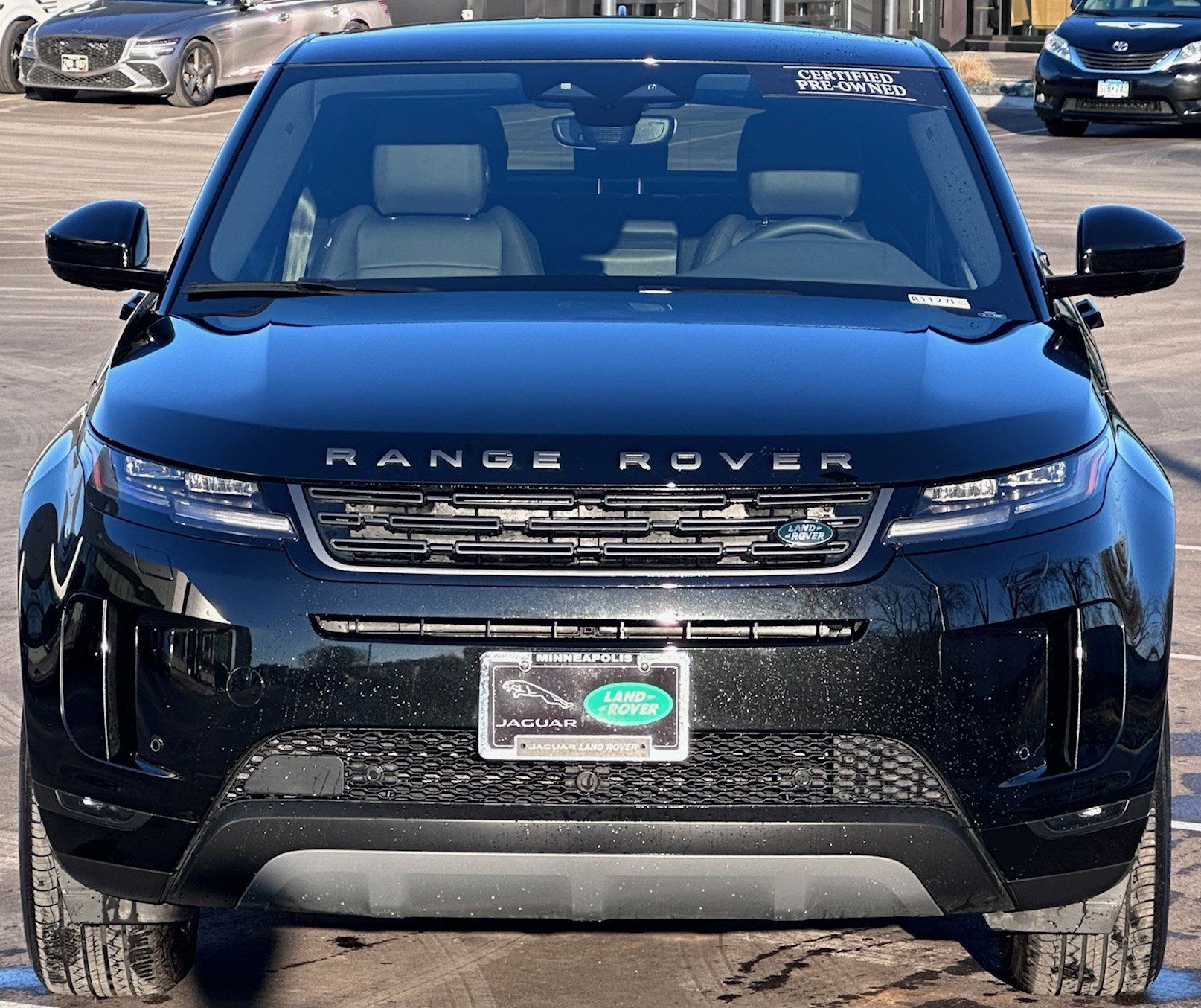 Used 2026 Land Rover Range Rover Evoque S image 2