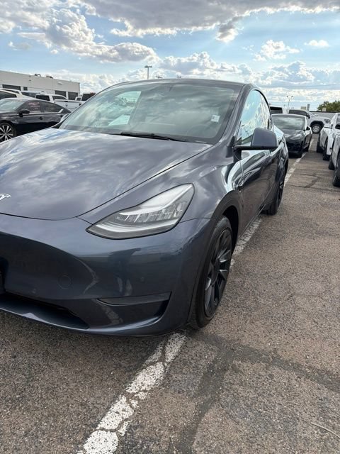 Used 2021 Tesla Model Y Long Range AWD/4WD image 2