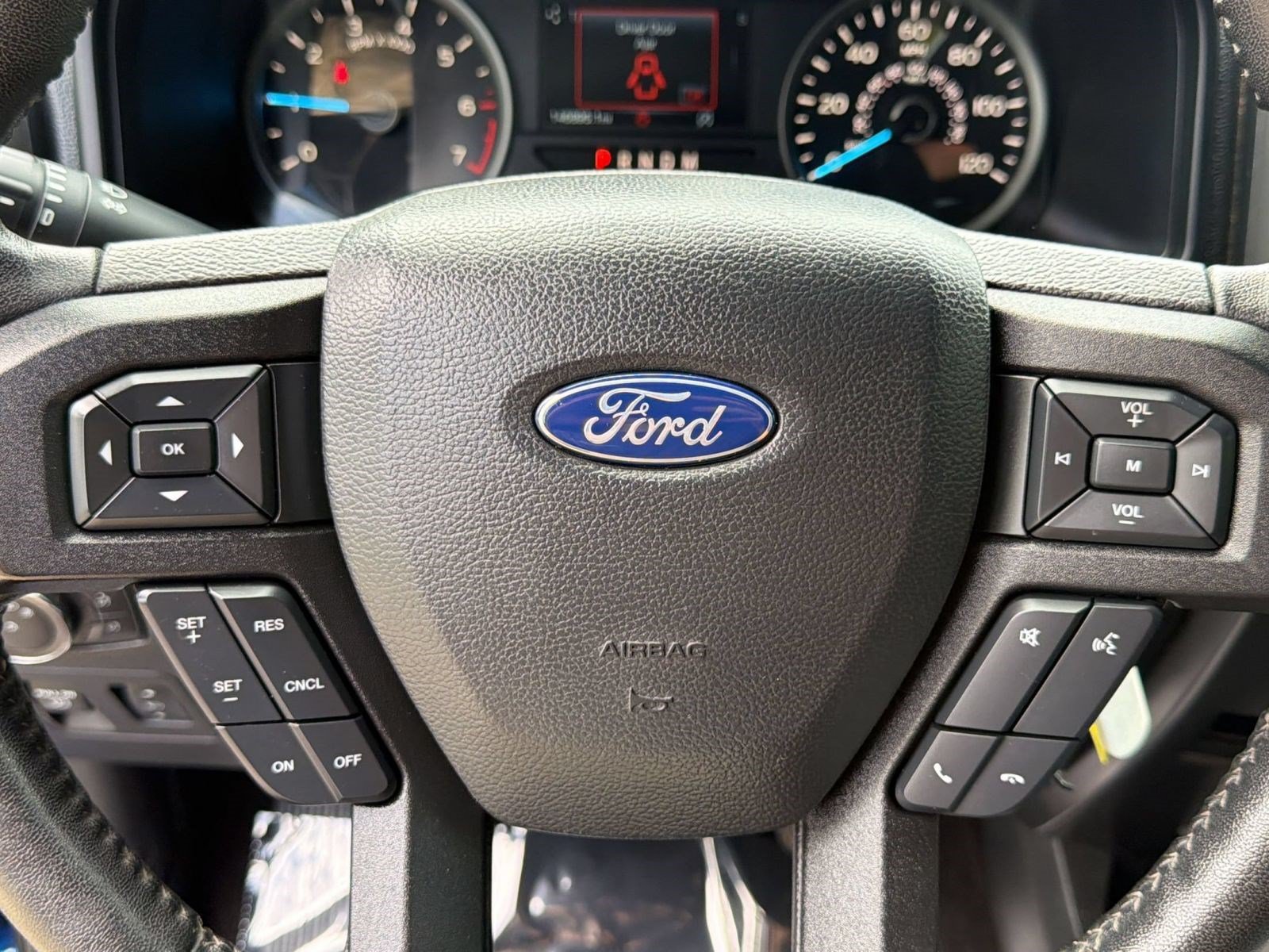 Used 2018 Ford F150 XLT w/ Equipment Group 302A Luxury AWD/4WD image 25