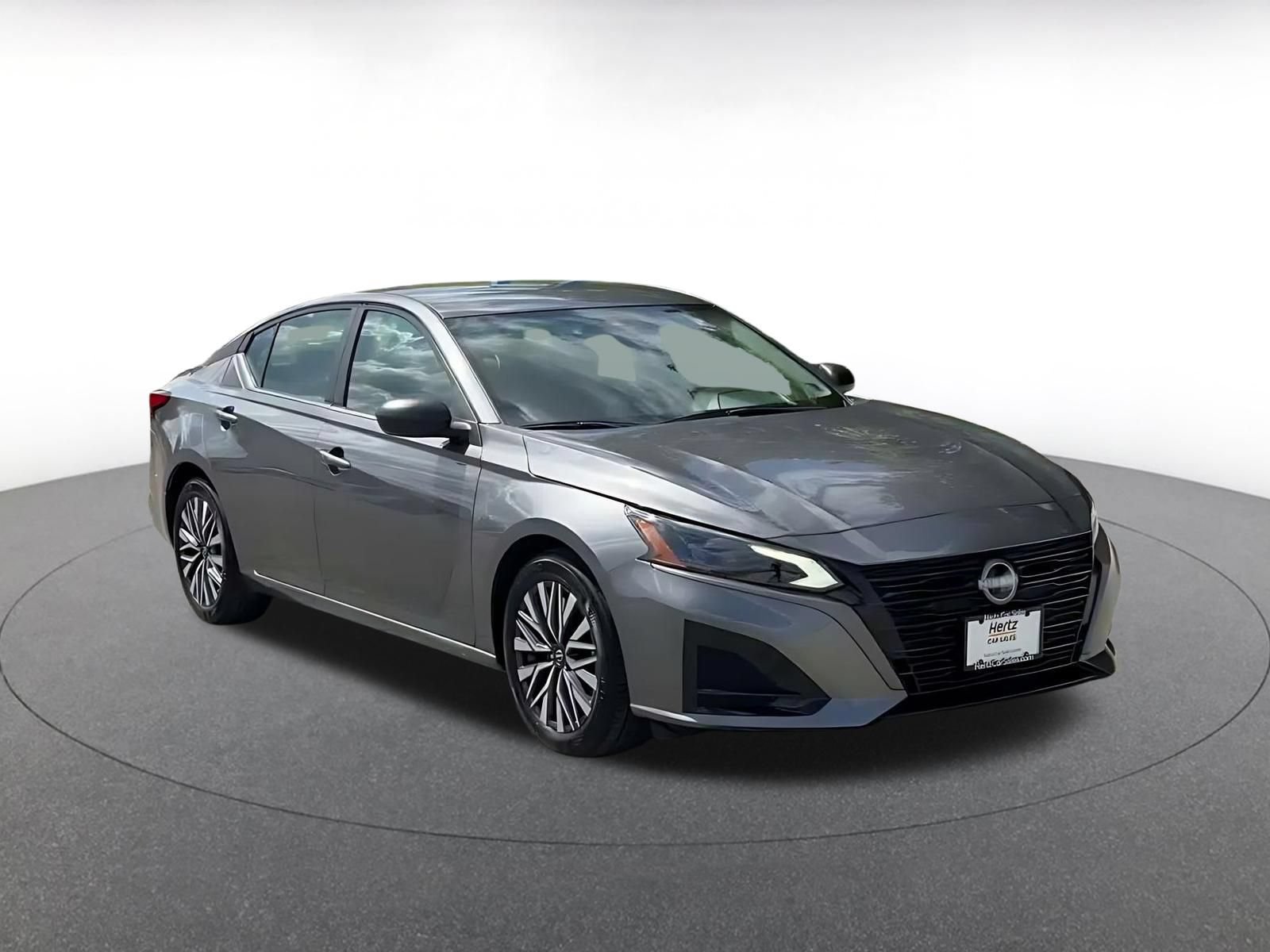 Used 2026 Nissan Altima 2.5 SV FWD image 3
