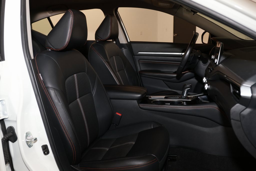 Used 2023 Nissan Altima 2.5 SR image 17