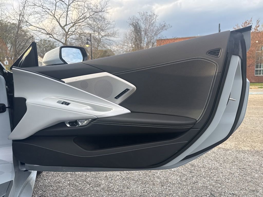 Used 2020 Chevrolet Corvette Stingray Preferred Cpe w/ 2LT Preferred Equipment Group image 26