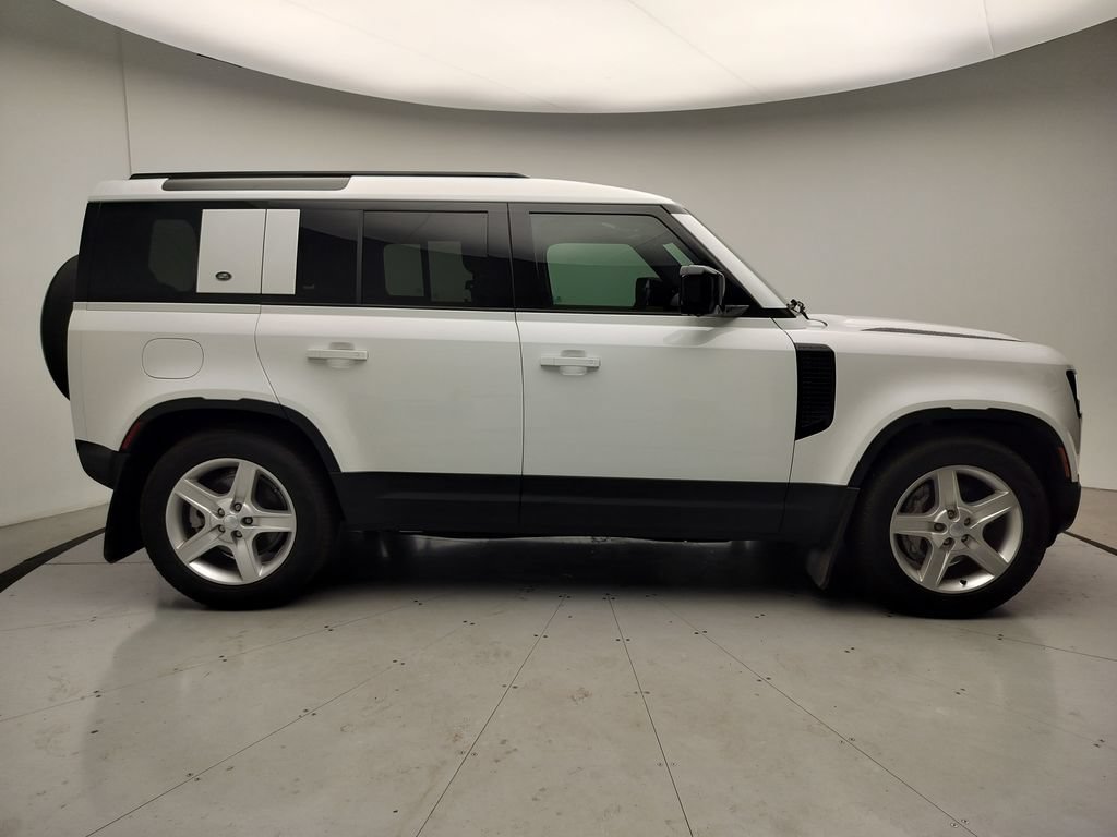 Used 2023 Land Rover Defender 110 SE AWD/4WD image 22