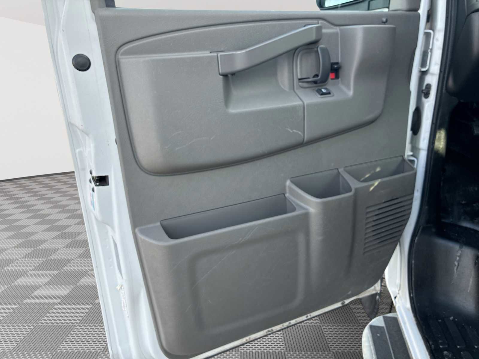 Certified 2022 GMC Savana 2500 image 19