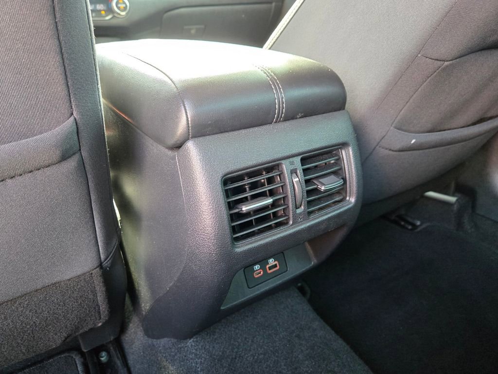 Used 2019 Nissan Altima 2.5 SV FWD image 15