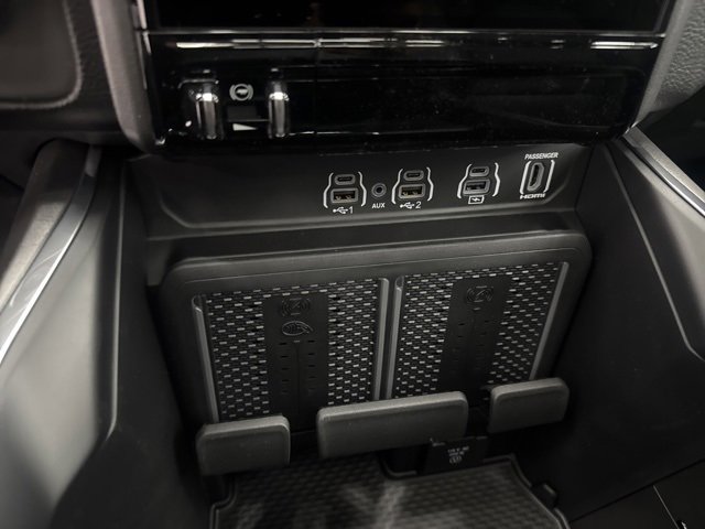 New 2025 RAM 1500 Laramie w/ Night Edition image 13