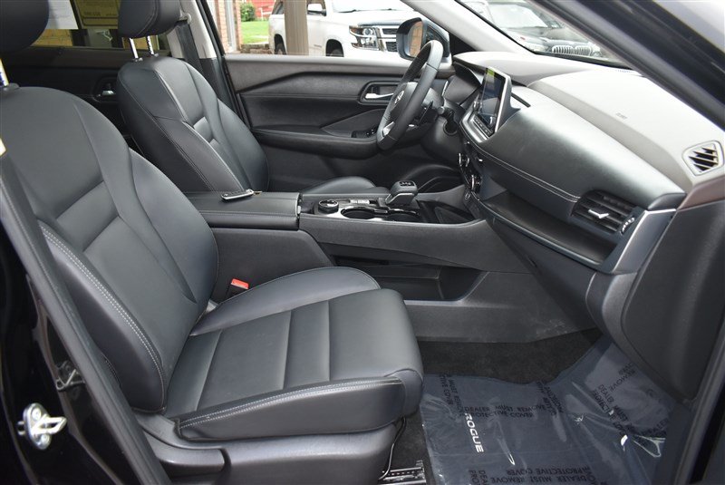 Used 2023 Nissan Rogue SV w/ SV Premium B Package AWD/4WD image 31