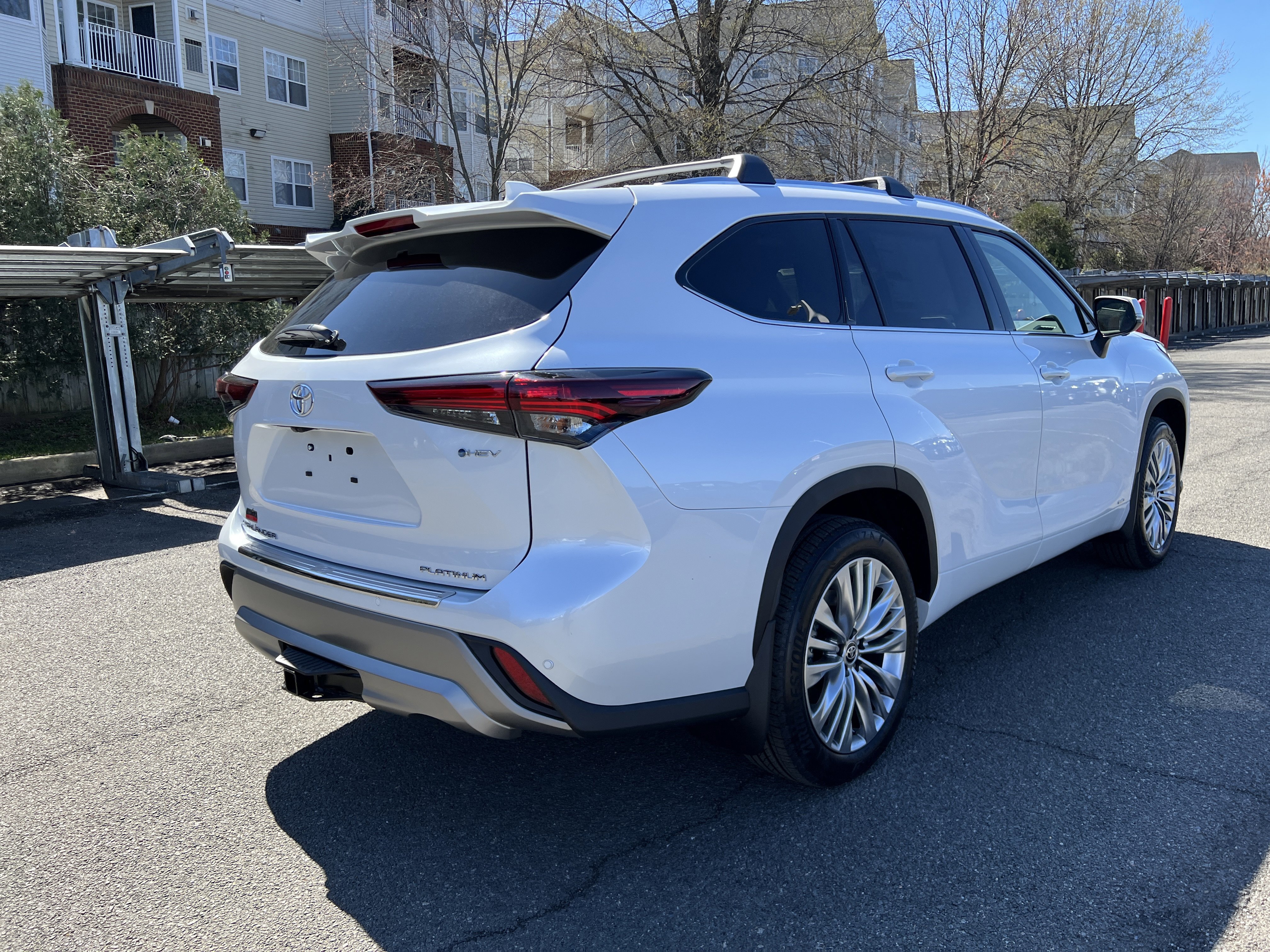 New 2026 Toyota Highlander Platinum image 4