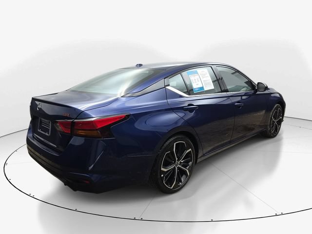 Used 2024 Nissan Altima 2.5 SR w/ SR Premium Package FWD image 6