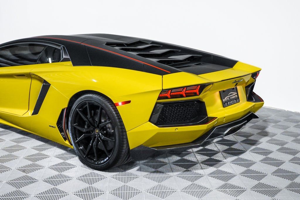 Used 2016 Lamborghini Aventador LP 700-4 AWD/4WD image 21
