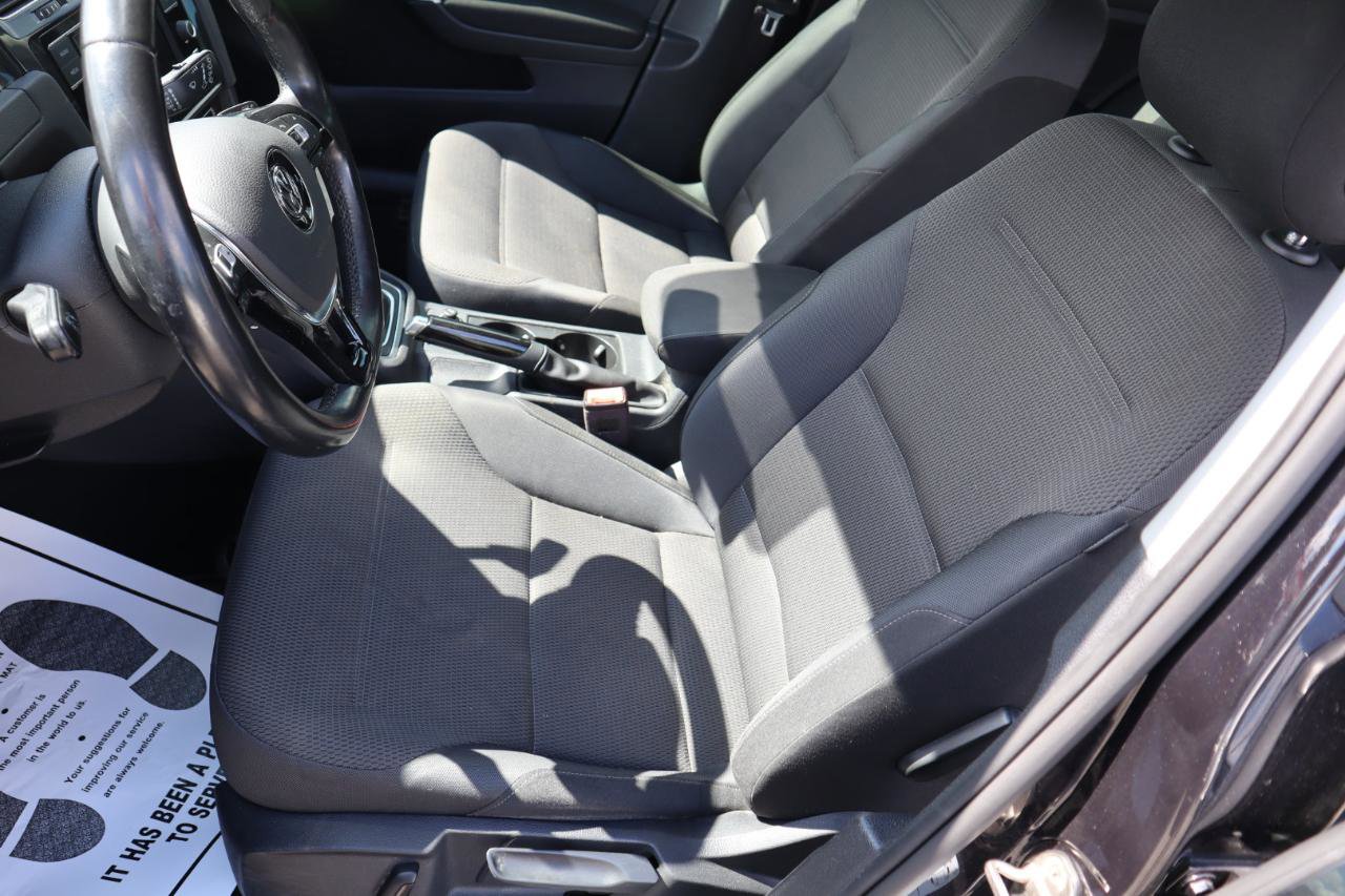 Used 2018 Volkswagen Golf S AWD/4WD image 17