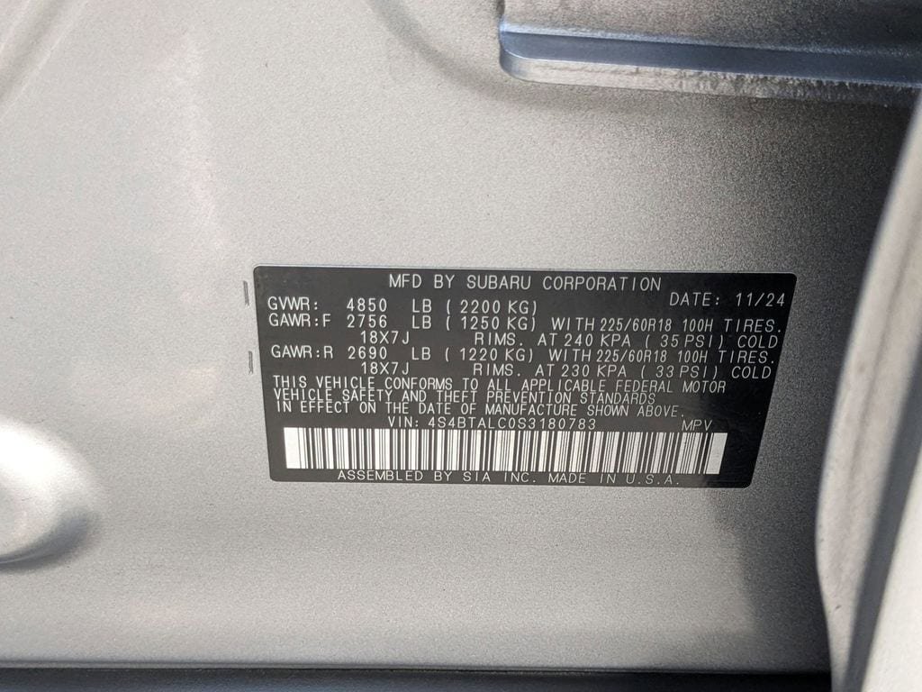Used 2025 Subaru Outback Onyx Edition AWD/4WD image 31
