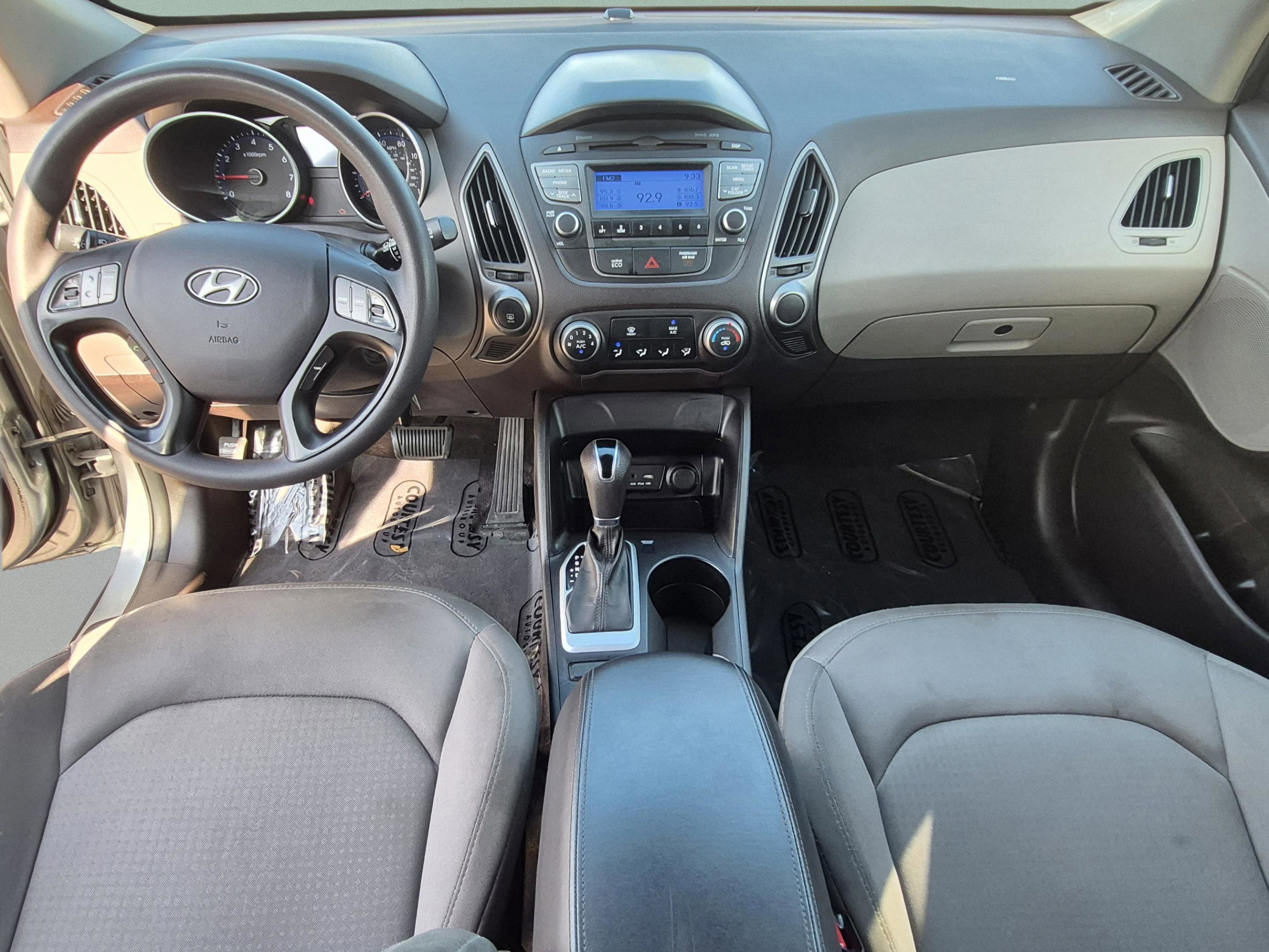 Used 2015 Hyundai Tucson GLS FWD image 12