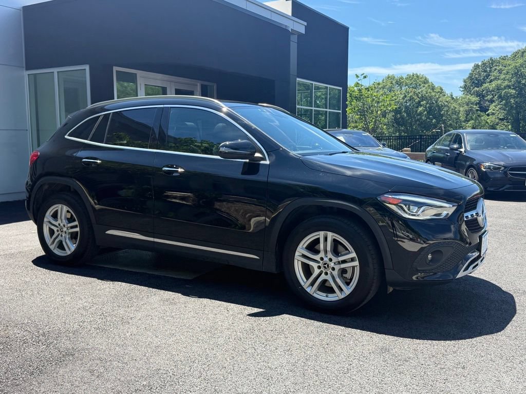 Used 2023 Mercedes-Benz GLA 250 4MATIC image 11