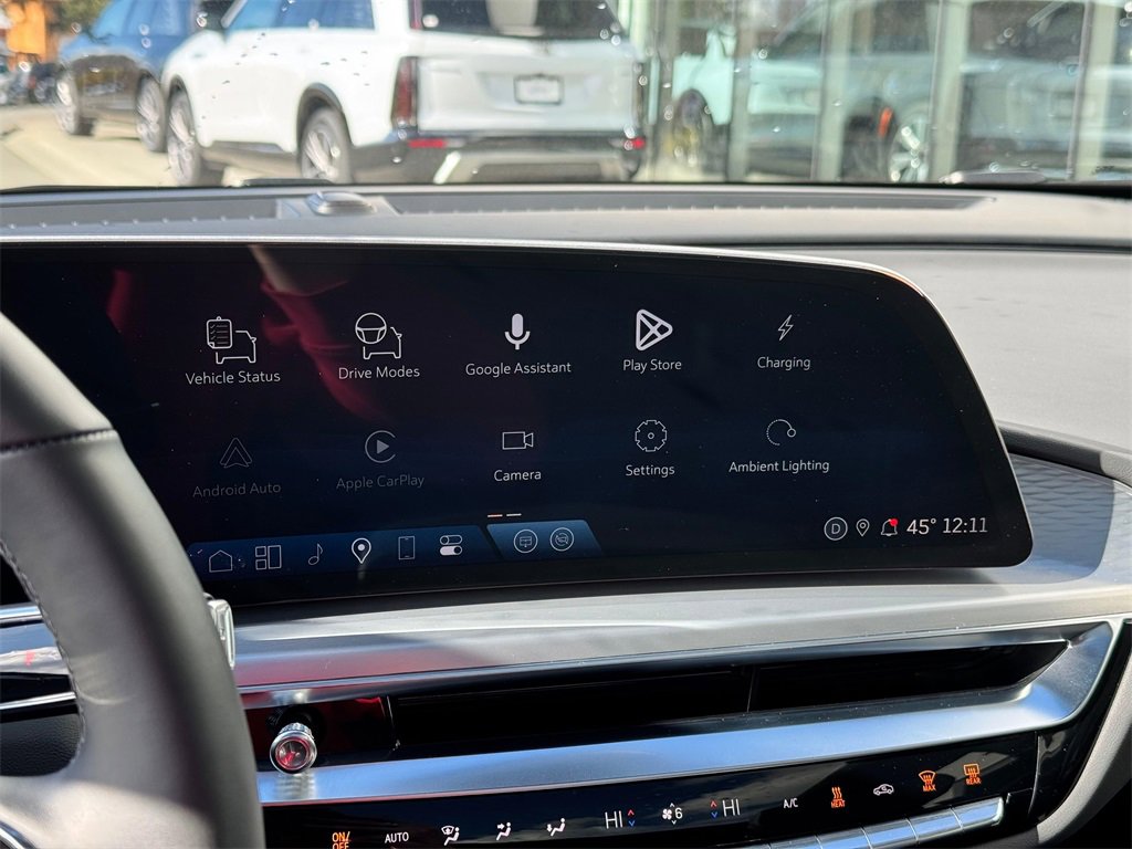 Used 2025 Cadillac Lyriq Sport image 22