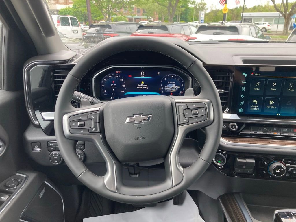 New 2026 Chevrolet Silverado 1500 RST w/ Dark Appearance Package AWD/4WD image 12