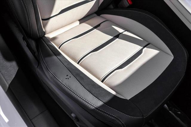 New 2026 Mercedes-Benz GLE 53 AMG 4MATIC Coupe image 30