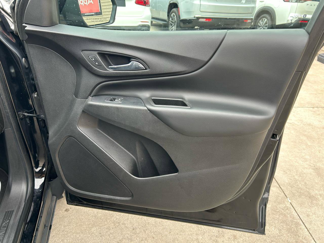 Used 2020 Chevrolet Equinox LT image 16