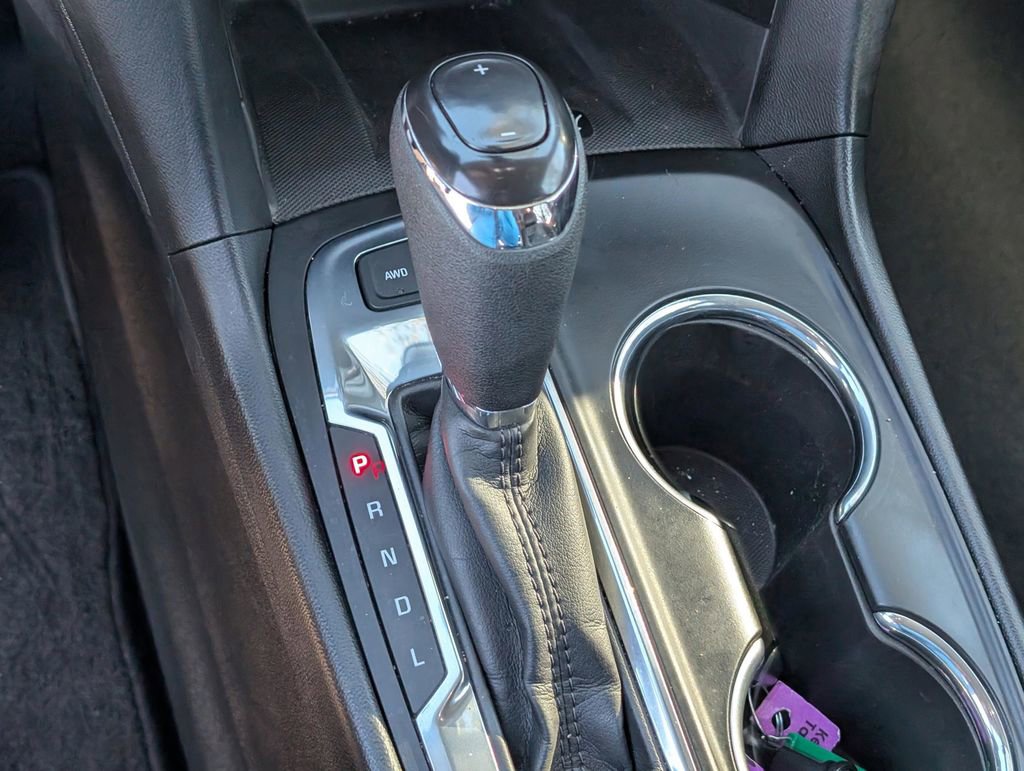 Used 2020 Chevrolet Equinox Premier w/ Premier True North Edition image 31