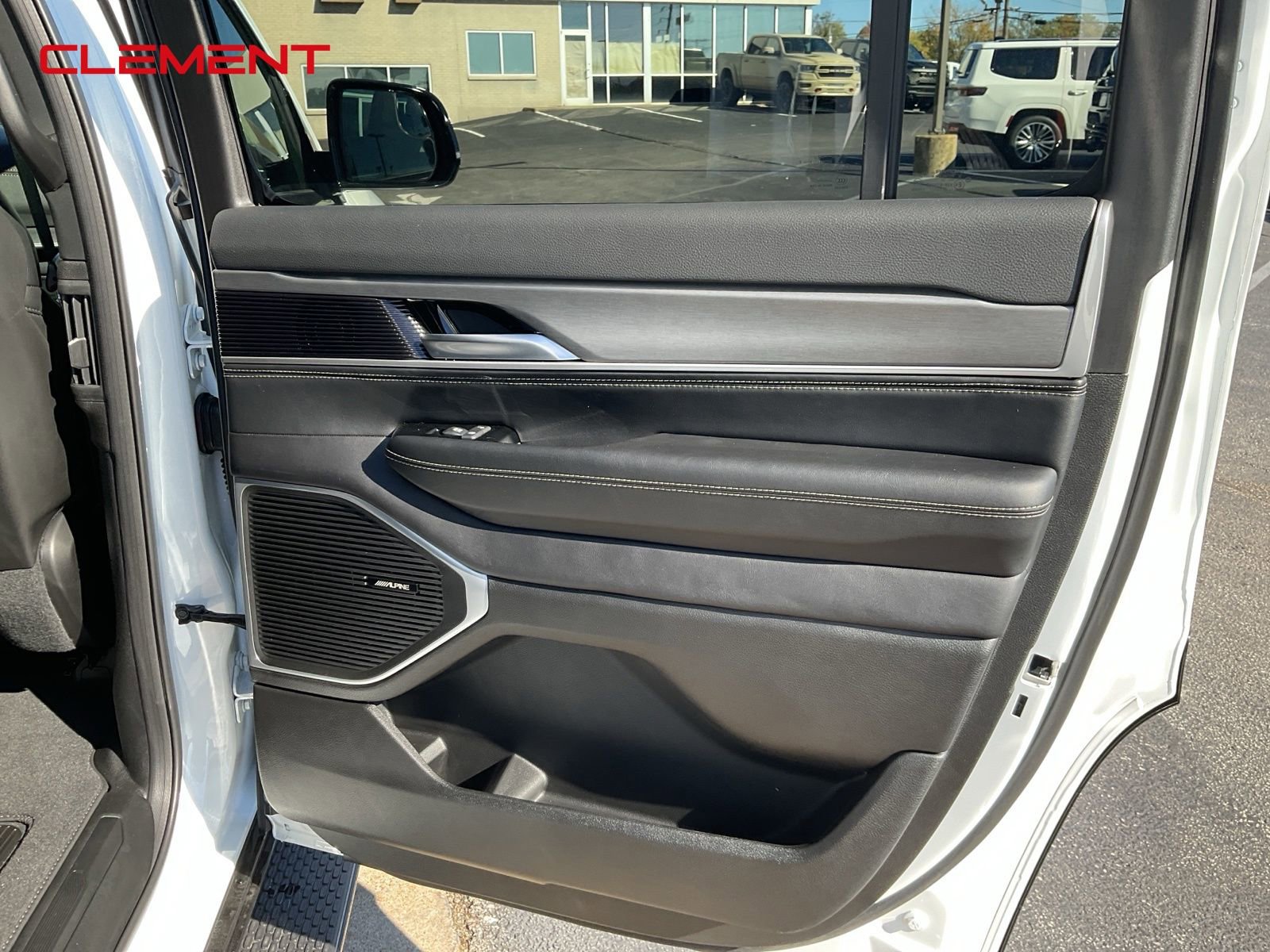 New 2025 Jeep Wagoneer Series II w/ Premium Group I image 18