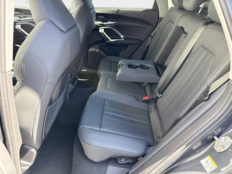 Certified 2025 Audi Q5 Premium Plus w/ Premium Plus image 12