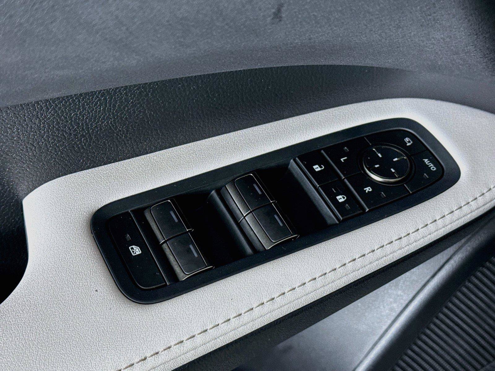 Used 2024 Lexus RX 350 Premium w/ Convenience Package FWD image 29