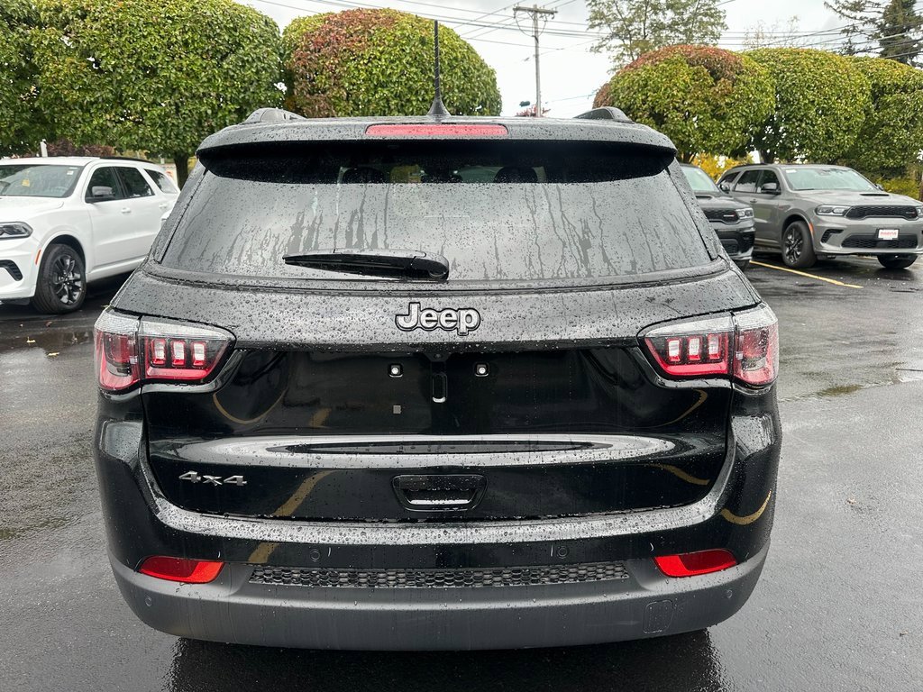 New 2026 Jeep Compass Limited image 9