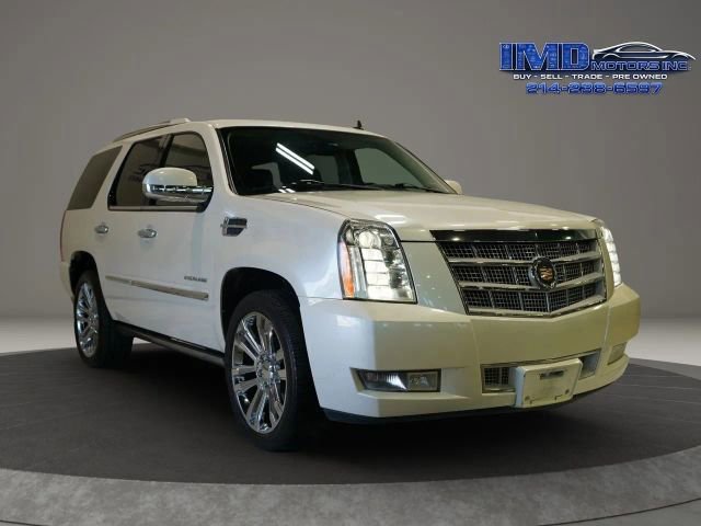 Used 2013 Cadillac Escalade Platinum AWD/4WD image 3