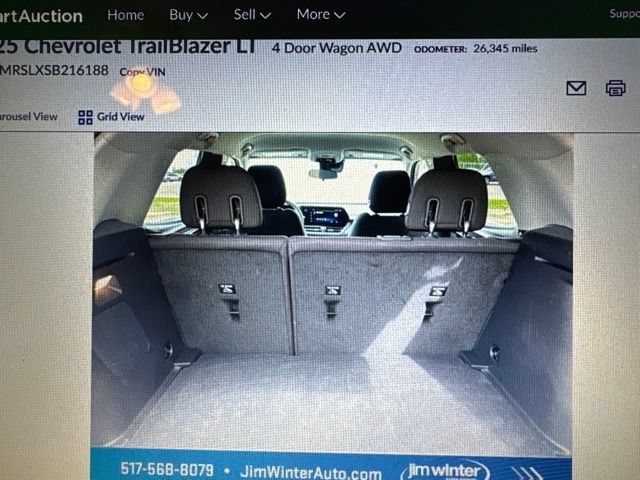 Used 2025 Chevrolet TrailBlazer LT AWD/4WD image 16