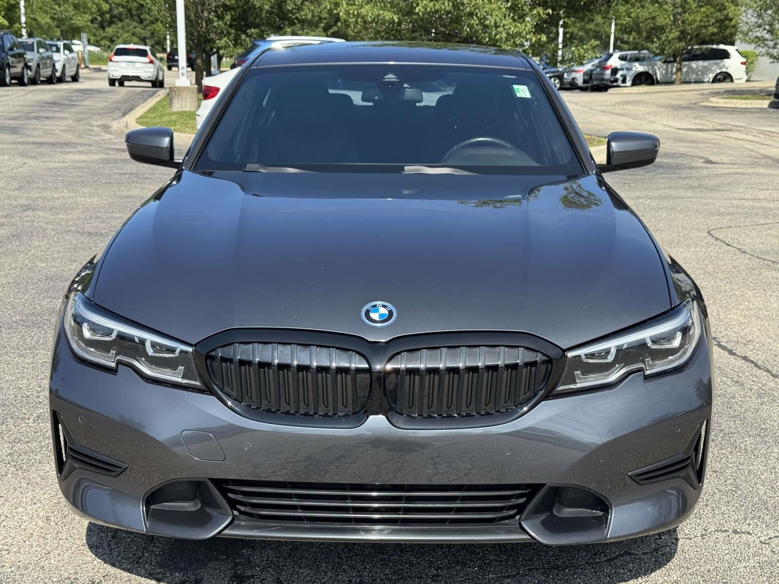Used 2022 BMW 330e w/ Convenience Package RWD image 2