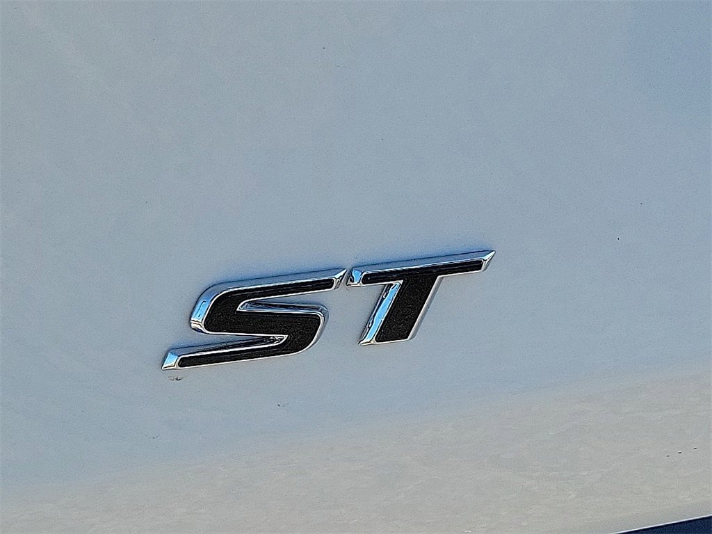 New 2026 Buick Encore GX Sport Touring w/ Comfort Package image 9