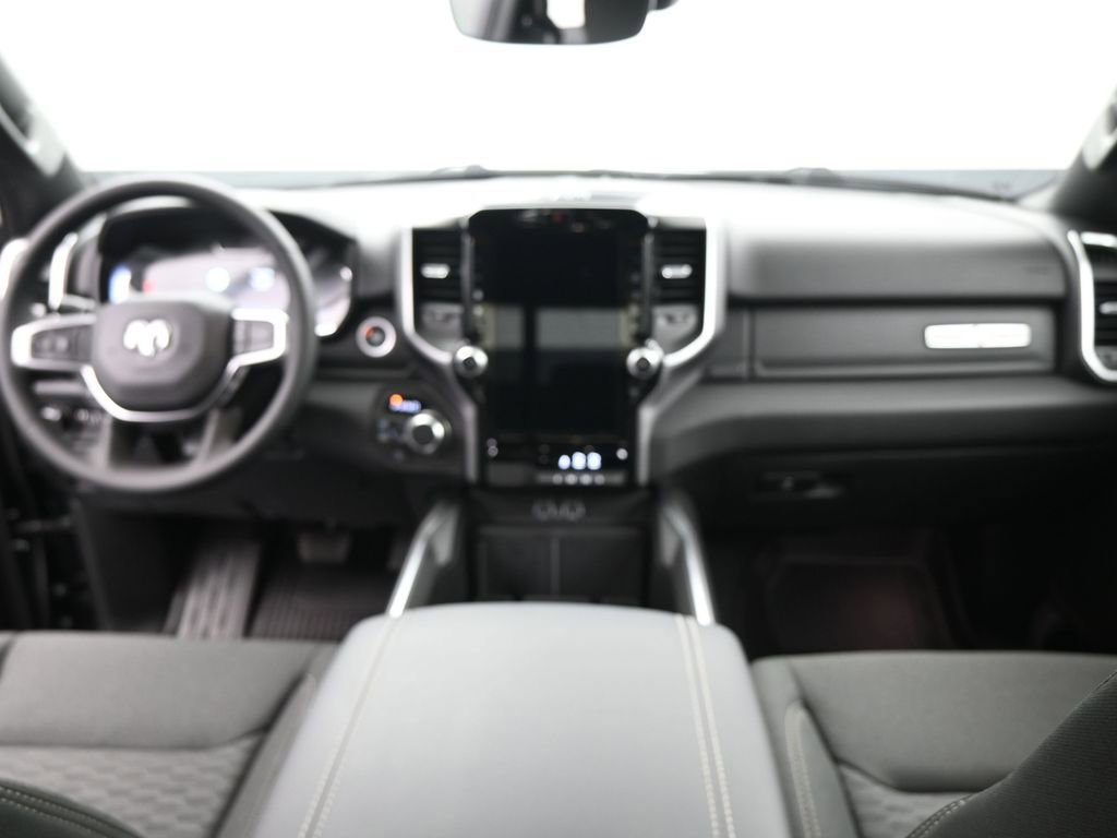 New 2026 RAM 1500 4x4 Crew Cab image 24
