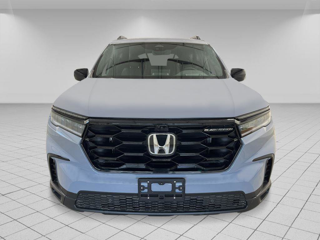 New 2025 Honda Pilot Black Edition image 10