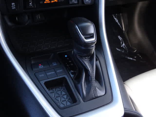 Used 2024 Toyota RAV4 XLE Premium w/ Weather Package image 33