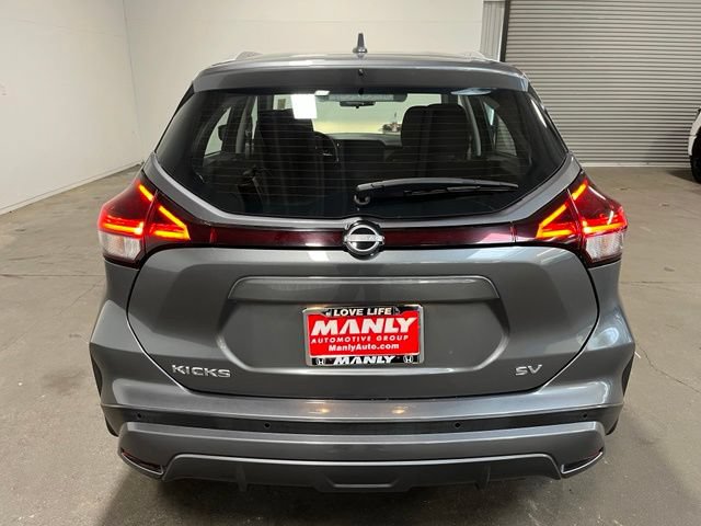 Used 2024 Nissan Kicks SV FWD image 4