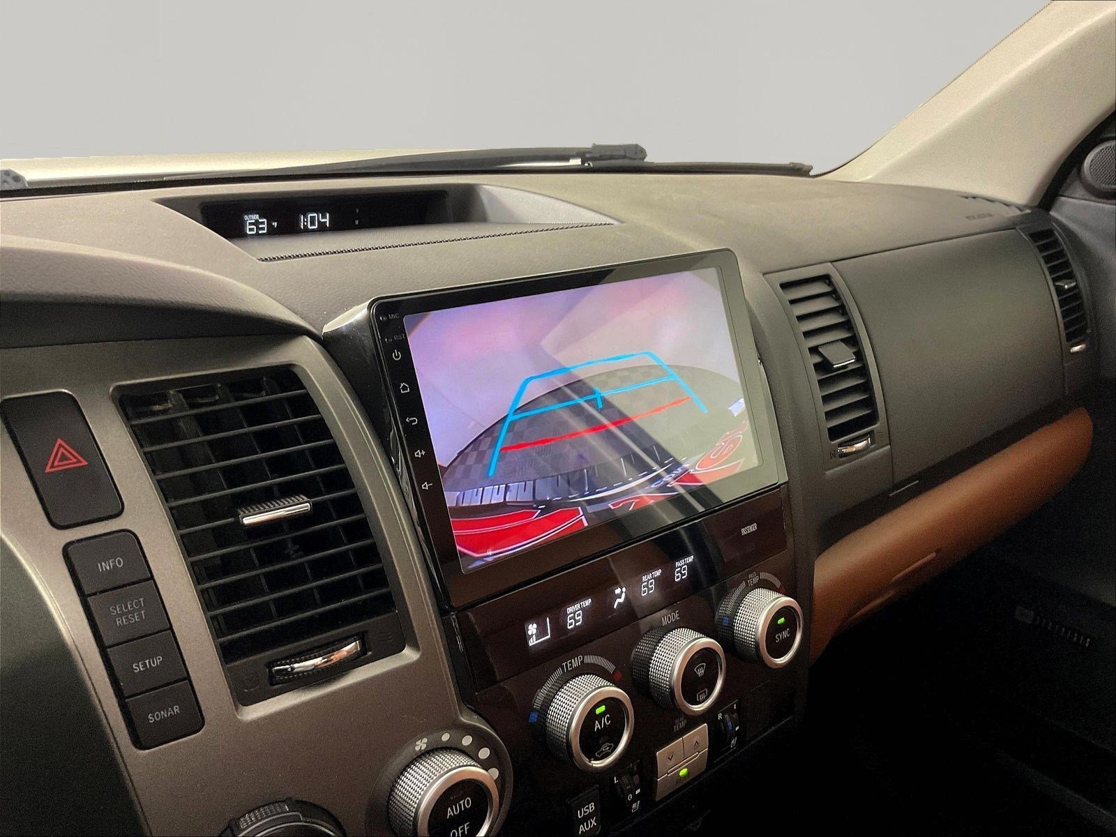Used 2017 Toyota Sequoia Platinum RWD image 14
