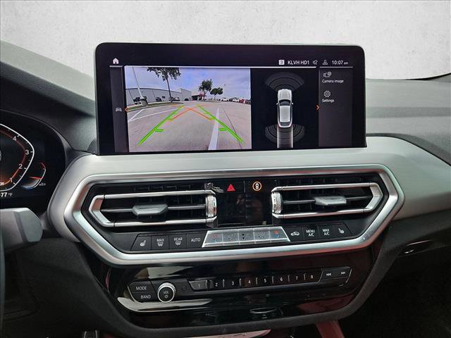 Used 2023 BMW X4 xDrive30i w/ M Sport Package AWD/4WD image 14